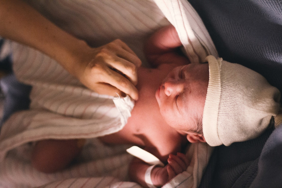 Newborn Stomach Aches: A New Mom's Guide